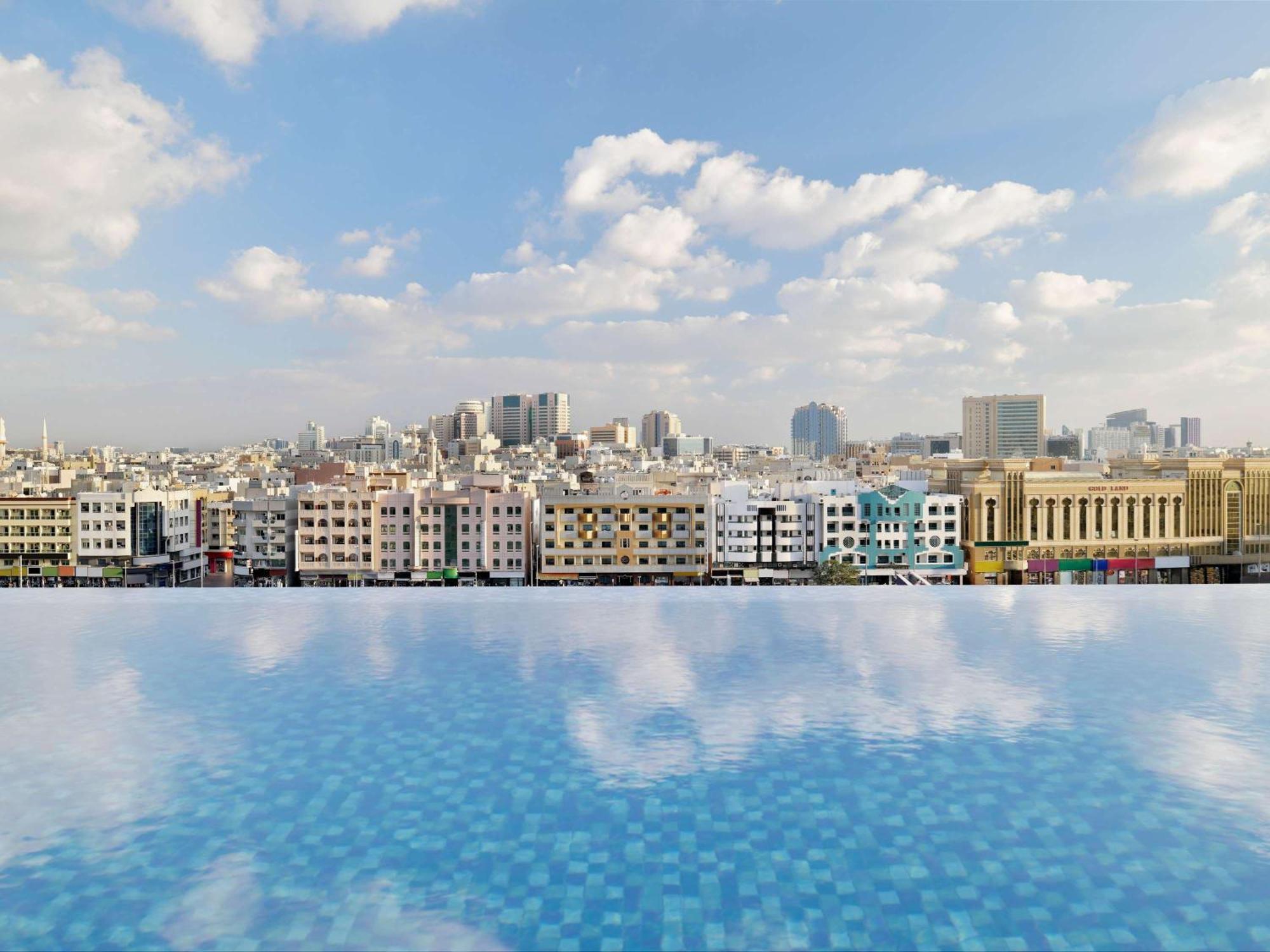 Mercure Dubai Deira Exterior foto