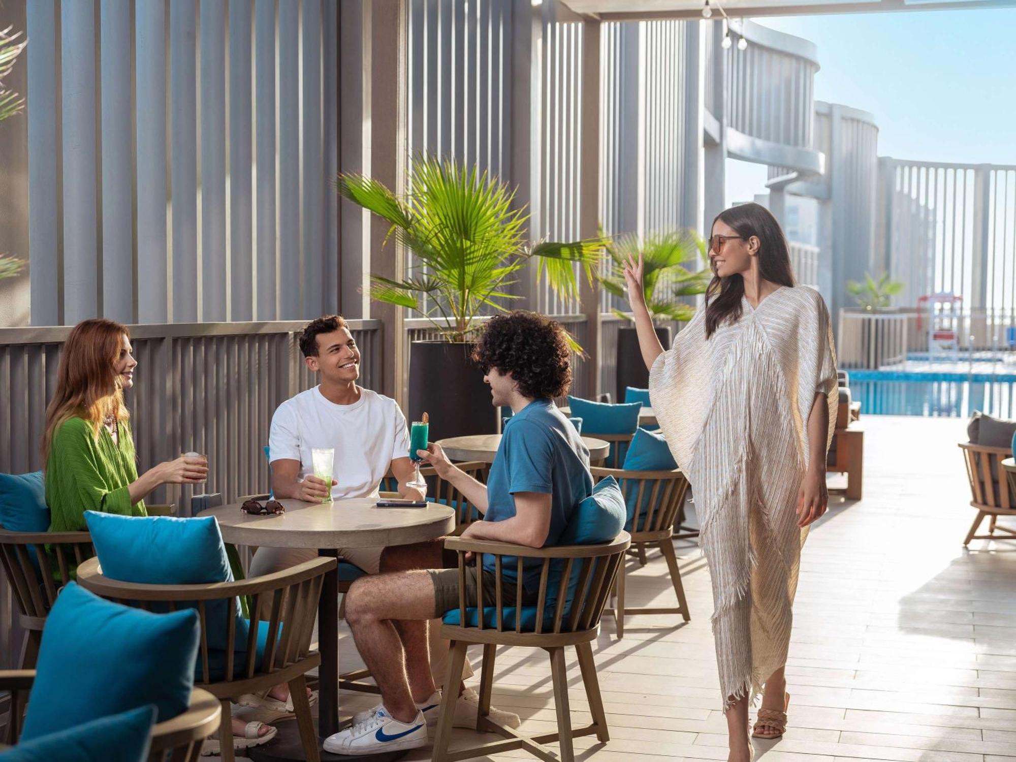 Mercure Dubai Deira Exterior foto